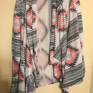 Tribal print pink grey white, never worn
